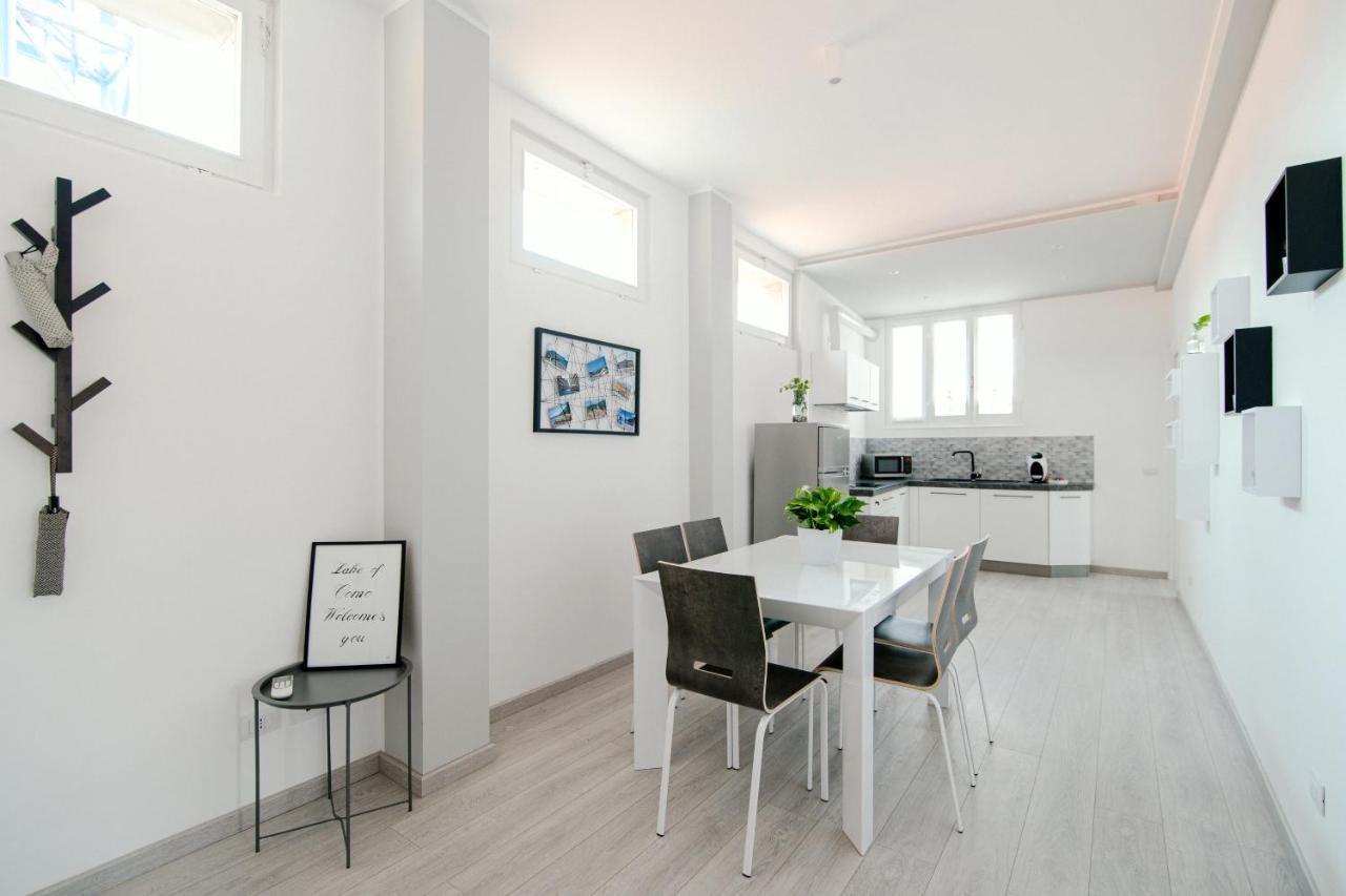 Bright Home - The House Of Travelers Côme Esterno foto