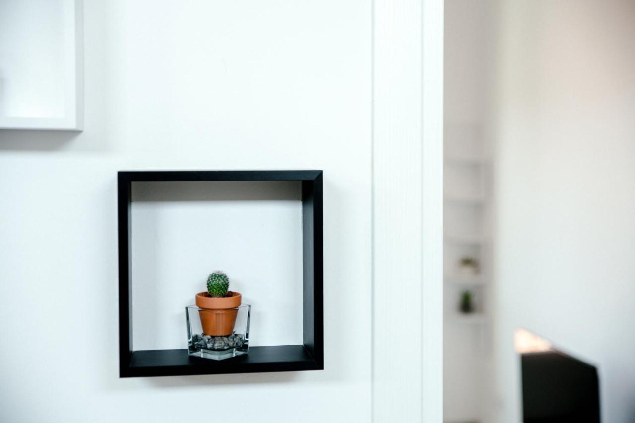 Bright Home - The House Of Travelers Côme Esterno foto