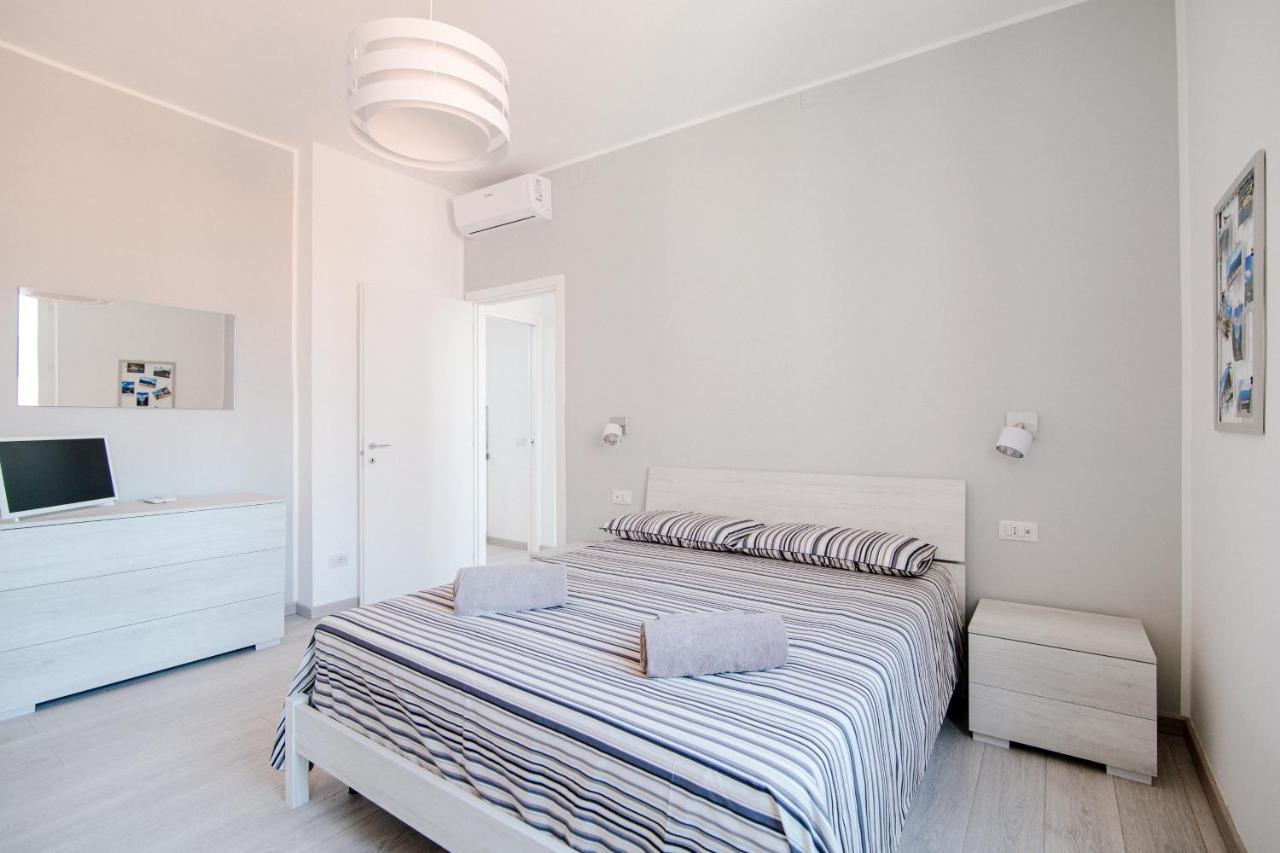 Bright Home - The House Of Travelers Côme Esterno foto