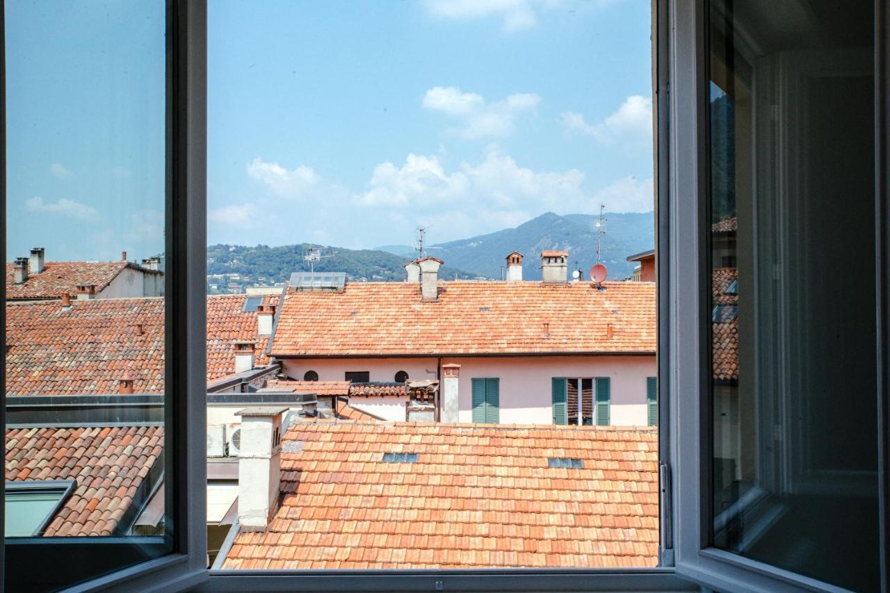 Bright Home - The House Of Travelers Côme Esterno foto